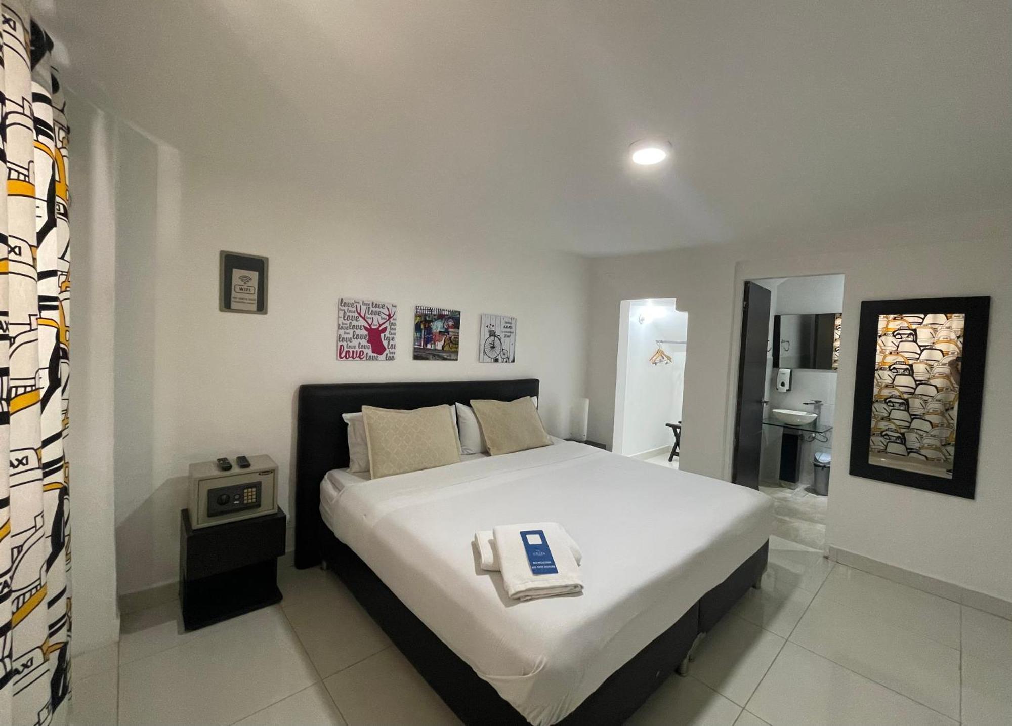 Hostal Lleras Calle 8 Medellín Zewnętrze zdjęcie