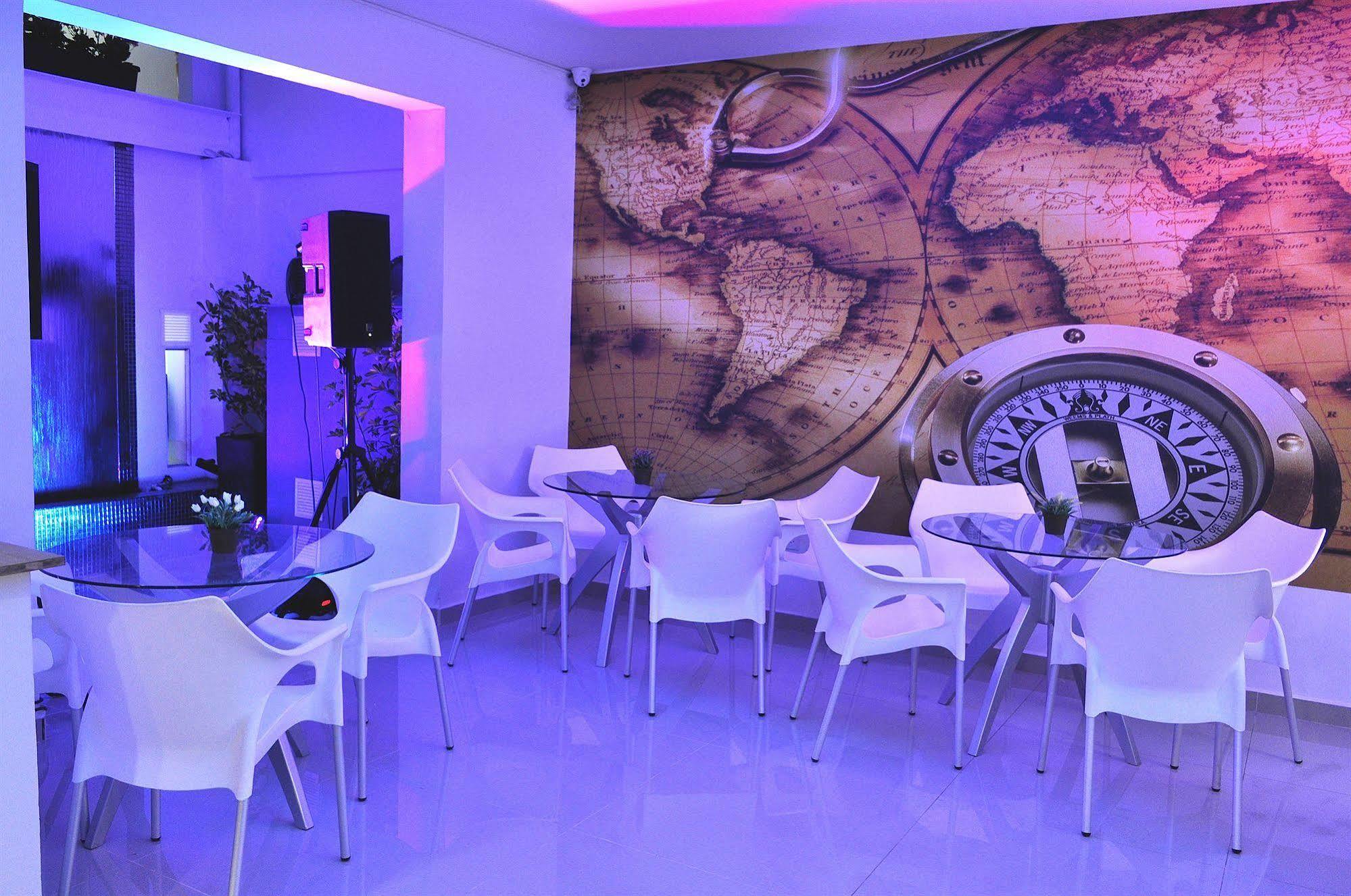 Hostal Lleras Calle 8 Medellín Zewnętrze zdjęcie